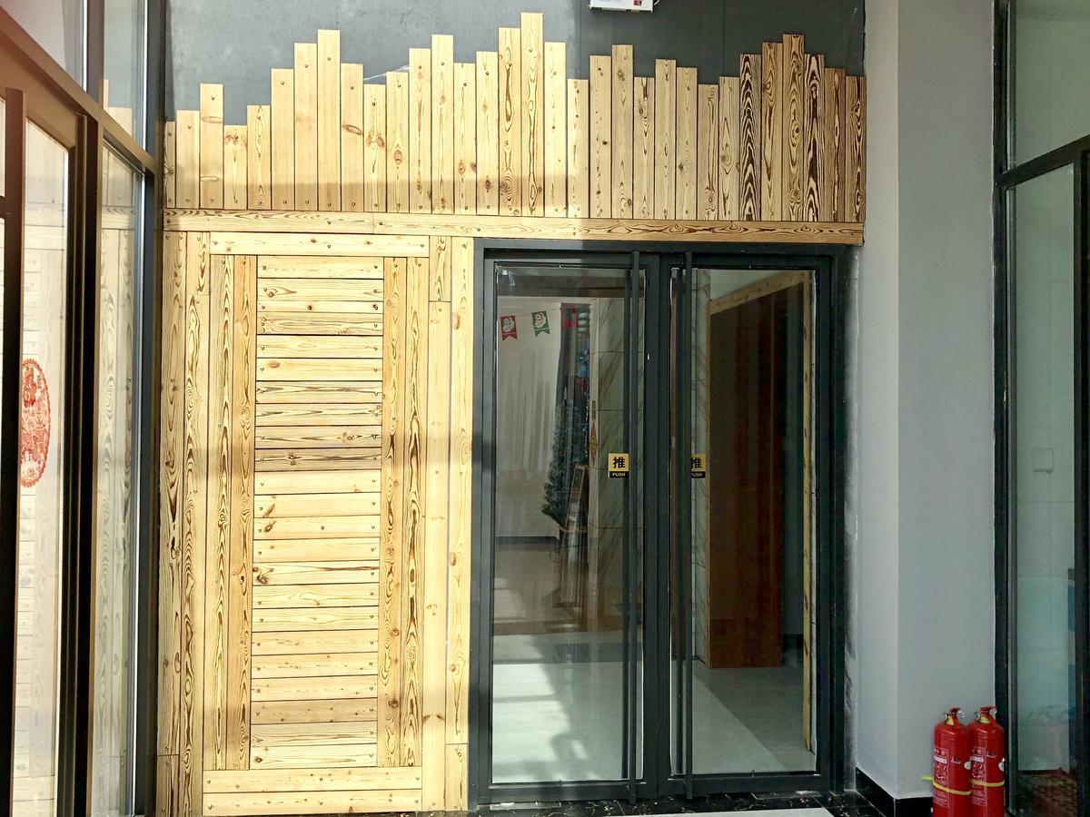 Lemongo Youth Hostel Χοχότ Εξωτερικό φωτογραφία