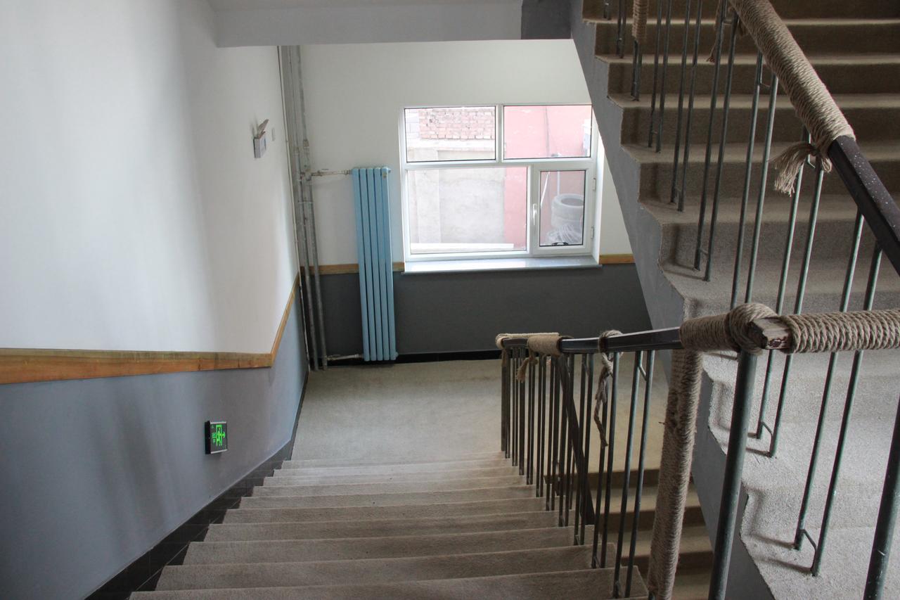Lemongo Youth Hostel Χοχότ Εξωτερικό φωτογραφία