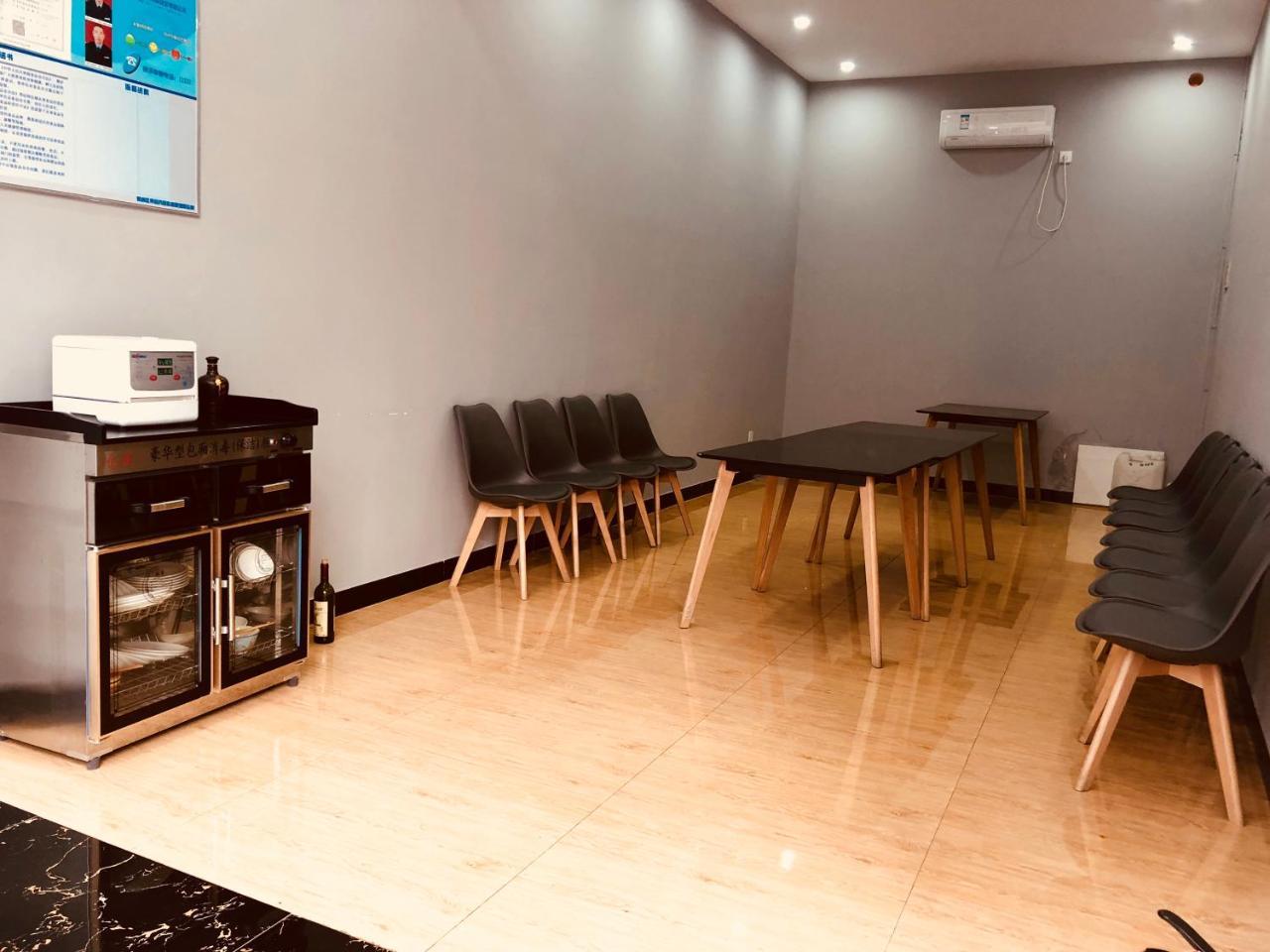Lemongo Youth Hostel Χοχότ Εξωτερικό φωτογραφία